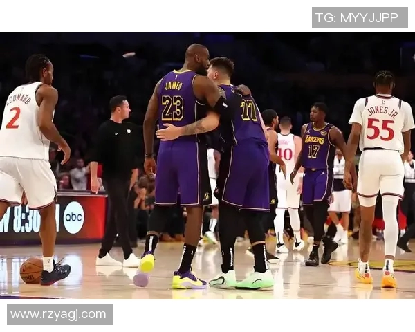 超湖人升西部第5！森林狼18分逆转猛龙 华子30+8巴恩斯22+10+8